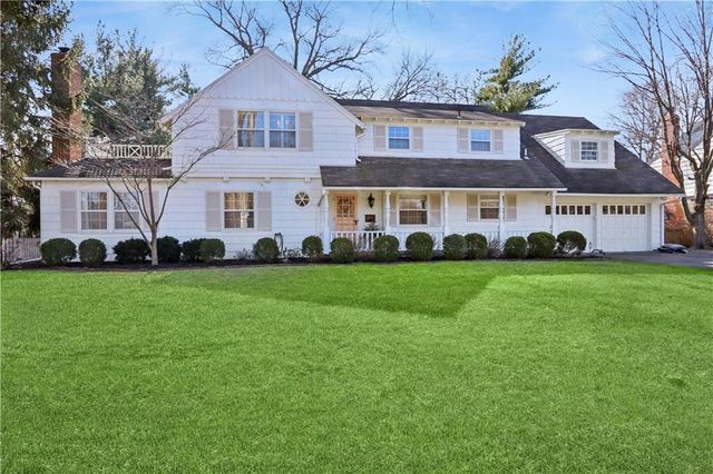 3223 W 67th Street, Mission Hills, KS 66208