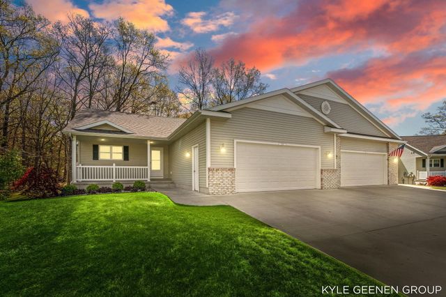 1448 E Addison Way, Muskegon, MI 49445