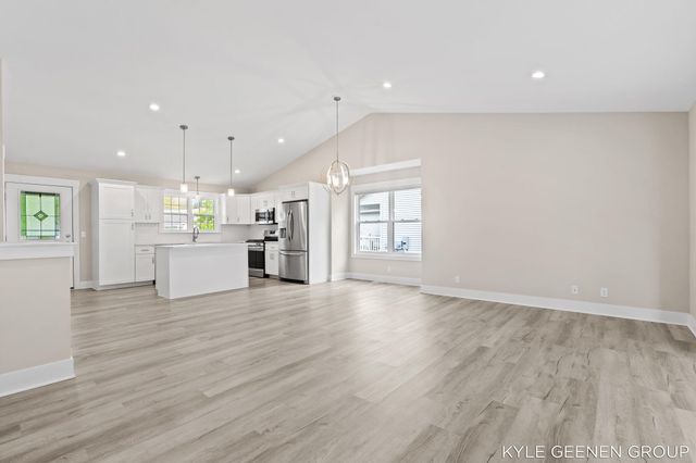 1448 E Addison Way, Muskegon, MI 49445