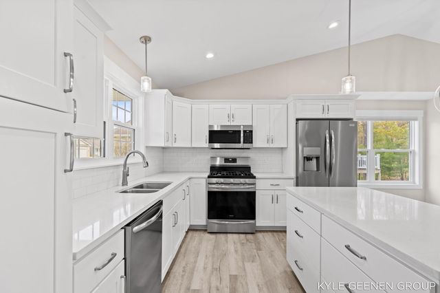 1448 E Addison Way, Muskegon, MI 49445
