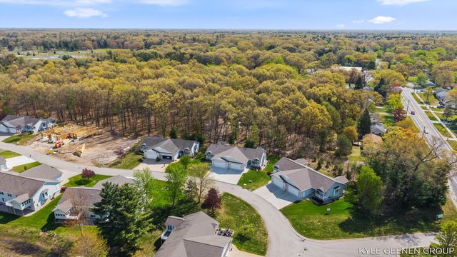 1448 E Addison Way, Muskegon, MI 49445