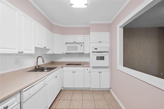 19380 Collins Ave 1107, Sunny Isles Beach, FL 33160