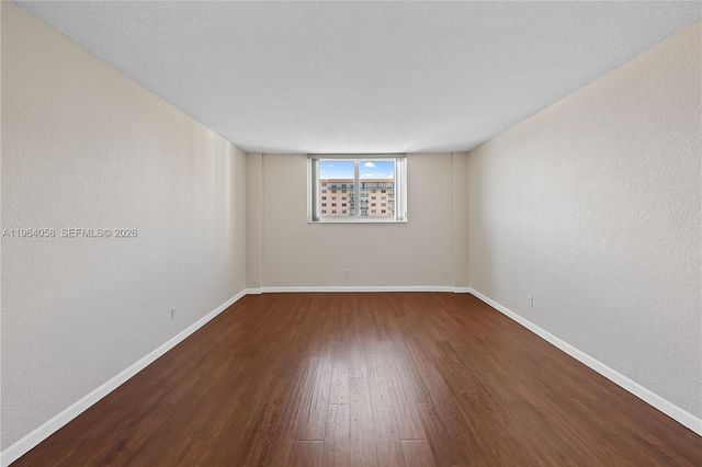 19380 Collins Ave 1107, Sunny Isles Beach, FL 33160