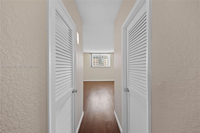 19380 Collins Ave 1107, Sunny Isles Beach, FL 33160