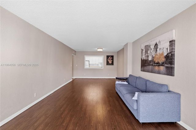 19380 Collins Ave 1107, Sunny Isles Beach, FL 33160