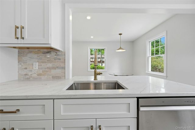 192 Iceland Drive, South Huntington, NY 11746