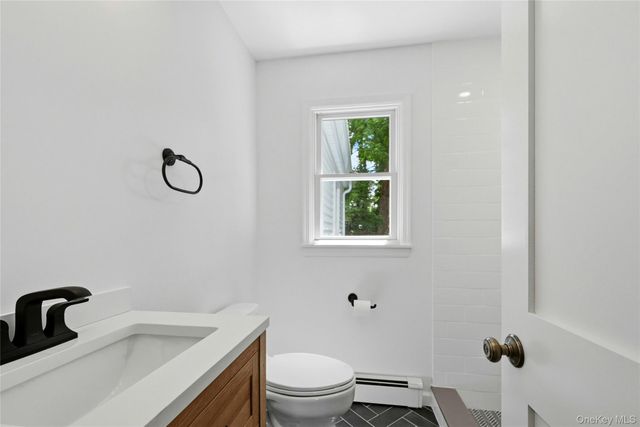 192 Iceland Drive, South Huntington, NY 11746