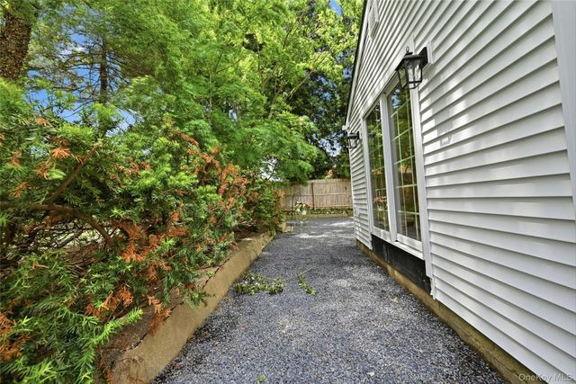 192 Iceland Drive, South Huntington, NY 11746