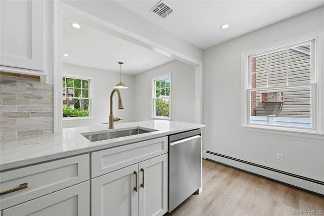 192 Iceland Drive, South Huntington, NY 11746