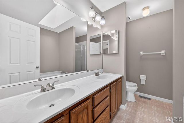 12725 Bennington Common Lane, Unincorporated, MO 63146