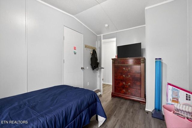 188 PAPERMILL ROAD Rd, Quebeck, TN 37579