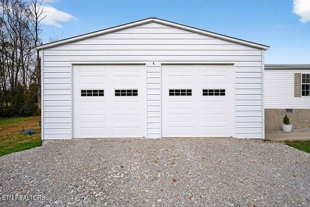 188 PAPERMILL ROAD Rd, Quebeck, TN 37579