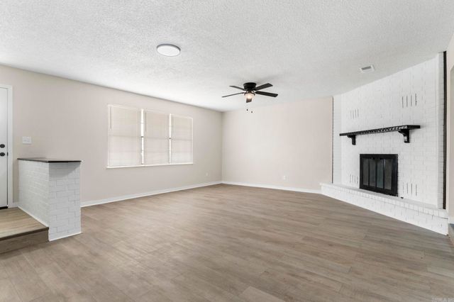 8563 Renee Circle, Benton, AR 72019