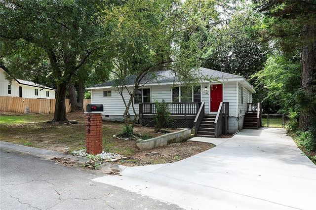 808 Meadow Place, Marietta, GA 30062