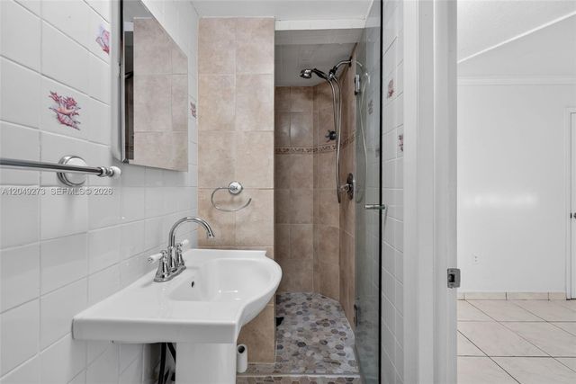 10300 Coral Way C25, Miami, FL 33165