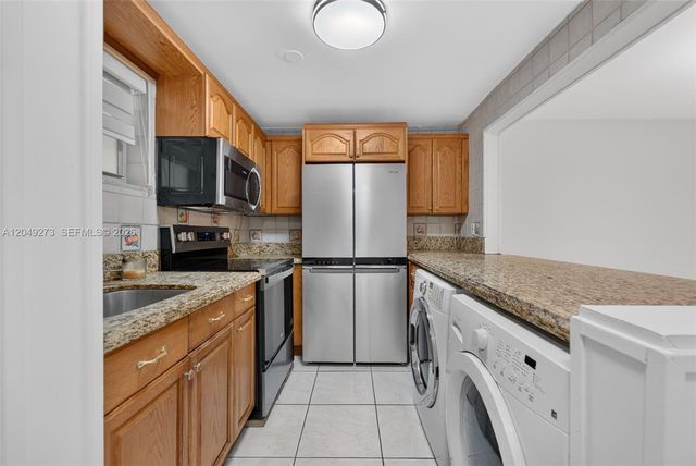 10300 Coral Way C25, Miami, FL 33165
