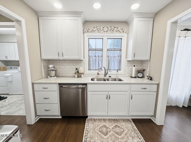 5707 Chardonnay Drive, Toledo, OH 43615