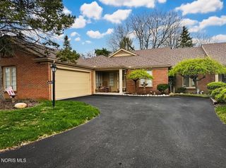 5707 Chardonnay Drive, Toledo, OH 43615
