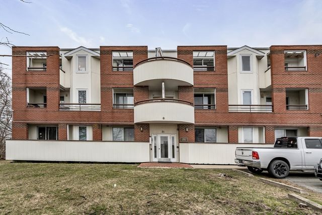 21 Margin Street 33, Lynn, MA 01905