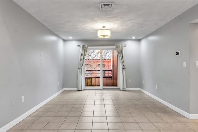 21 Margin Street 33, Lynn, MA 01905