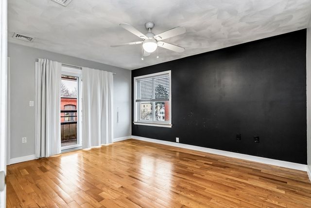 21 Margin Street 33, Lynn, MA 01905