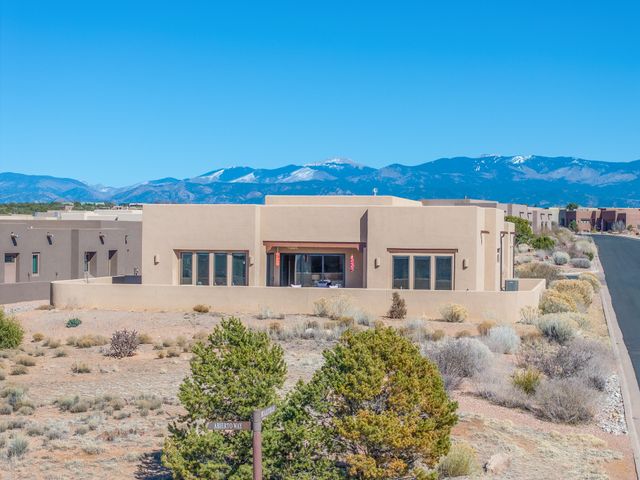 100 Paseo Las Terrazas, Santa Fe, NM 87506