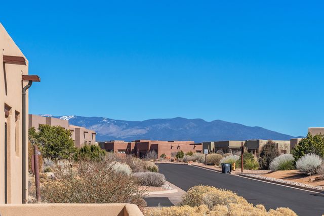 100 Paseo Las Terrazas, Santa Fe, NM 87506