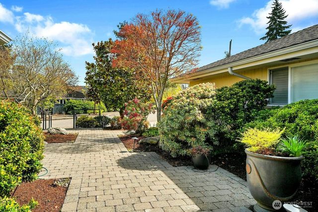 2209 38th Place E, Seattle, WA 98112