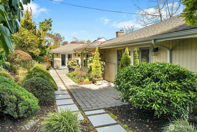 2209 38th Place E, Seattle, WA 98112