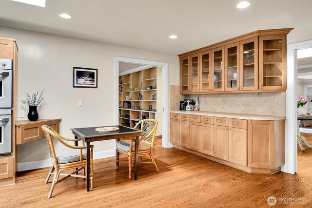 2209 38th Place E, Seattle, WA 98112