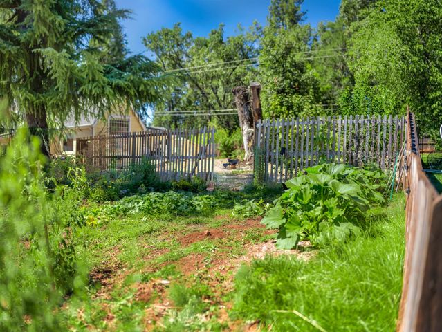 2963 Five Mile Rd, Placerville, CA 95667