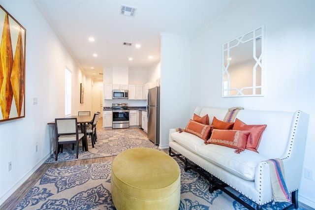 2524 Sam Wilson Street, Houston, TX 77020