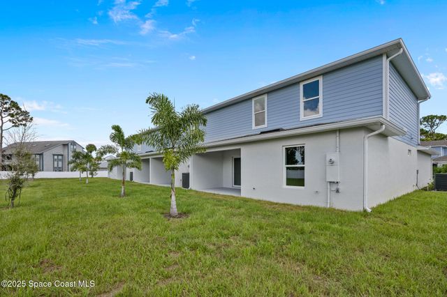 208 Hidden Woods Place, Melbourne, FL 32901