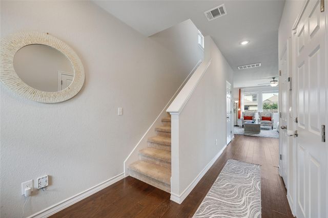 7404 Albany DR, Austin, TX 78754