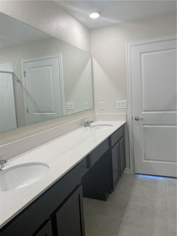 1960 TRAVERSE WAY, Kissimmee, FL 34746