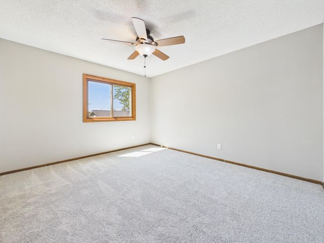 9380 Hale Avenue S, Cottage Grove, MN 55016