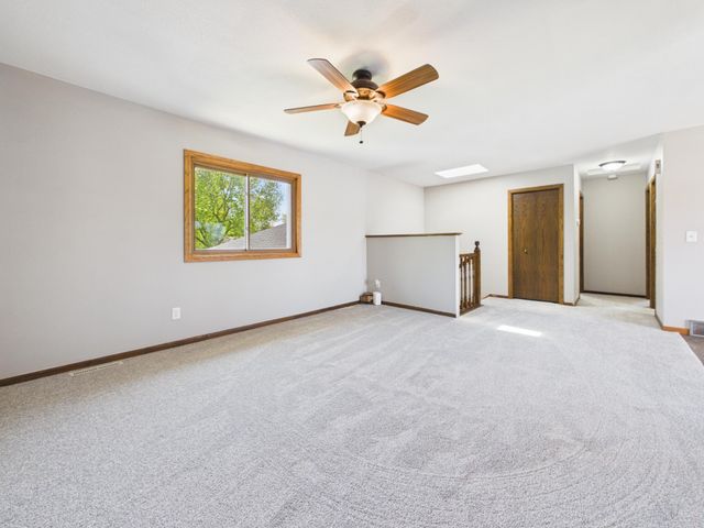 9380 Hale Avenue S, Cottage Grove, MN 55016