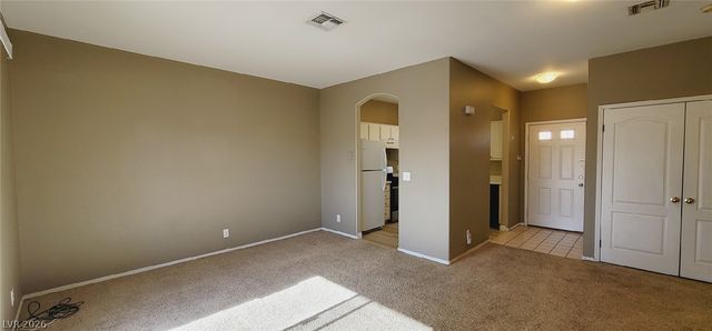 1900 North Torrey Pines Drive 203, Las Vegas, NV 89108