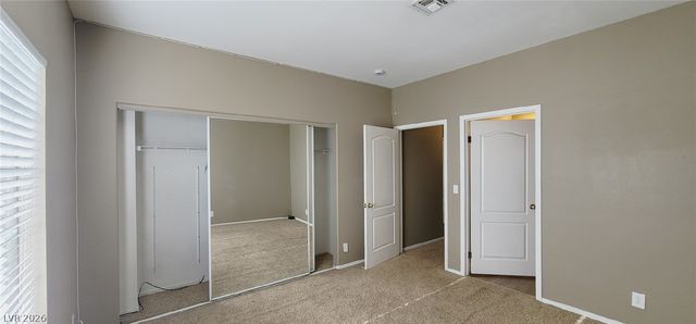 1900 North Torrey Pines Drive 203, Las Vegas, NV 89108
