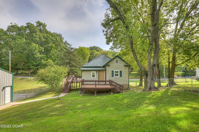 328 S Lincoln Street, Neosho, MO 64850