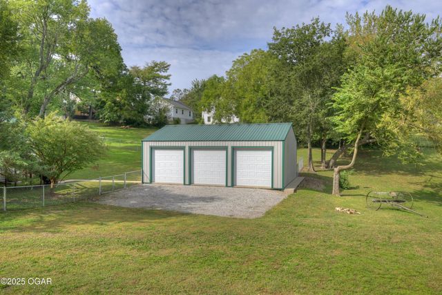 328 S Lincoln Street, Neosho, MO 64850