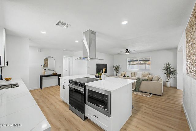 4642 E CORONADO Road, Phoenix, AZ 85008