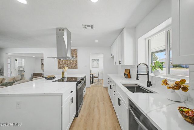 4642 E CORONADO Road, Phoenix, AZ 85008