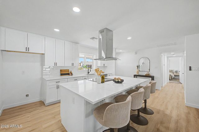 4642 E CORONADO Road, Phoenix, AZ 85008