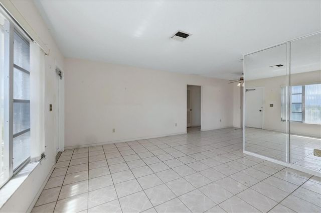 8760 PICKWICK ROAD, North Port, FL 34287