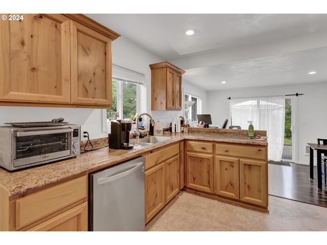 2916 Ne 119TH St, Vancouver, WA 98686
