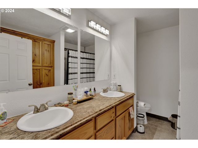 2916 Ne 119TH St, Vancouver, WA 98686