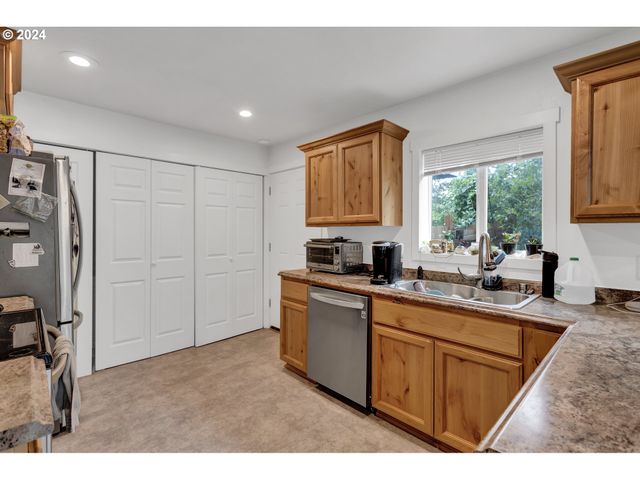 2916 Ne 119TH St, Vancouver, WA 98686