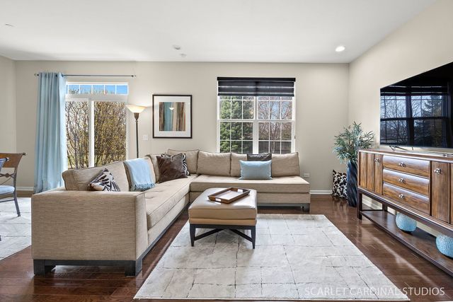 2996 Henley Lane, Naperville, IL 60540