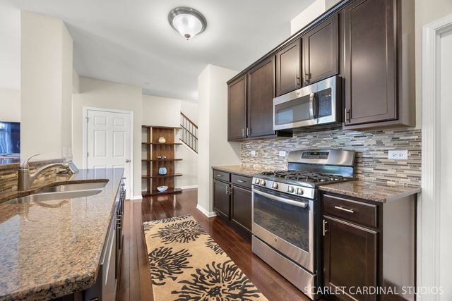 2996 Henley Lane, Naperville, IL 60540